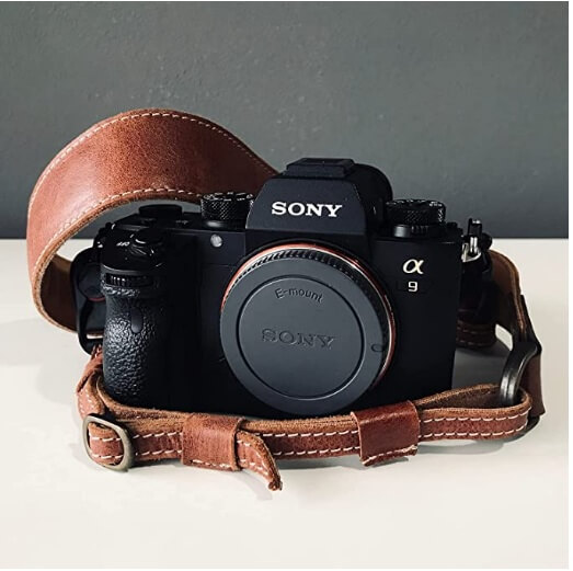 MegaGear Sierra Series Genuine Leather Camera Shoulder or Neck Strap